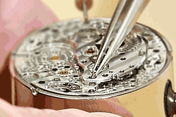 南宁劳力士偷停了官方售后维修地址